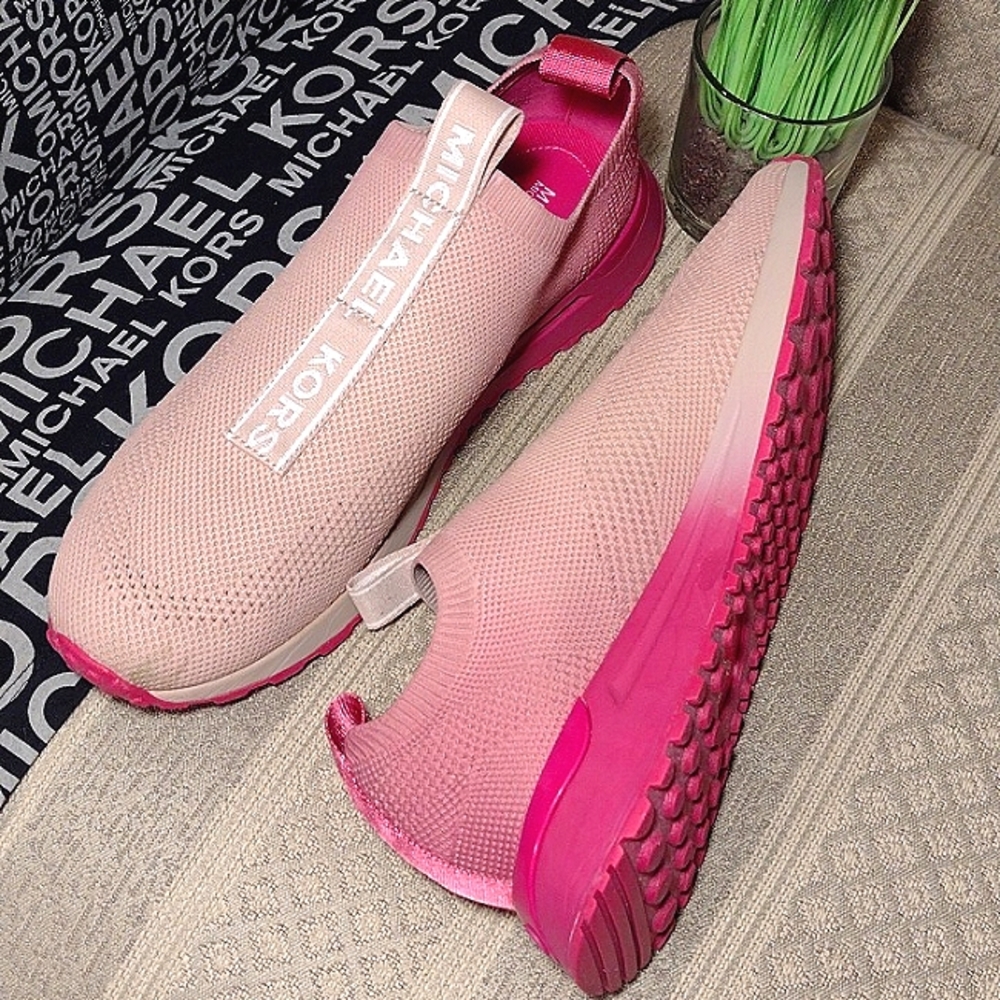 MICHAEL Michael Kors Barbie Pink Ombre Bodie Stretch knit sneakers - Picture 1 of 14